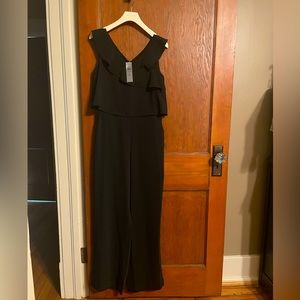 Ann Taylor black jumpsuit. 4P. NWT.